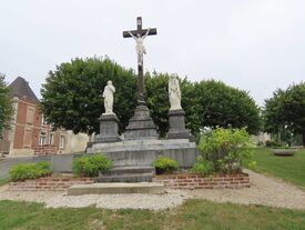 Calvaire proche de l'église...